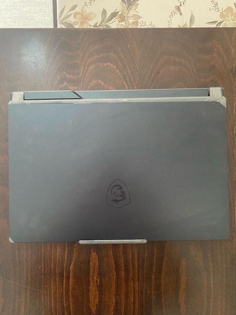 Msi cyborg Gaming laptop - 2