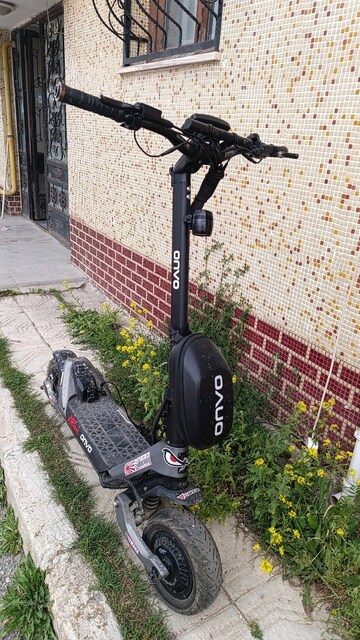 Elektrikli scooter Temiz