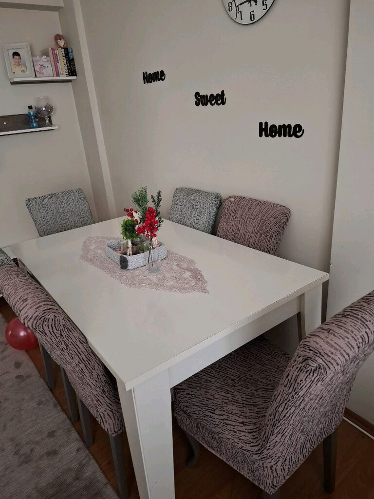 Temiz yemek ve mutfak masası - 6