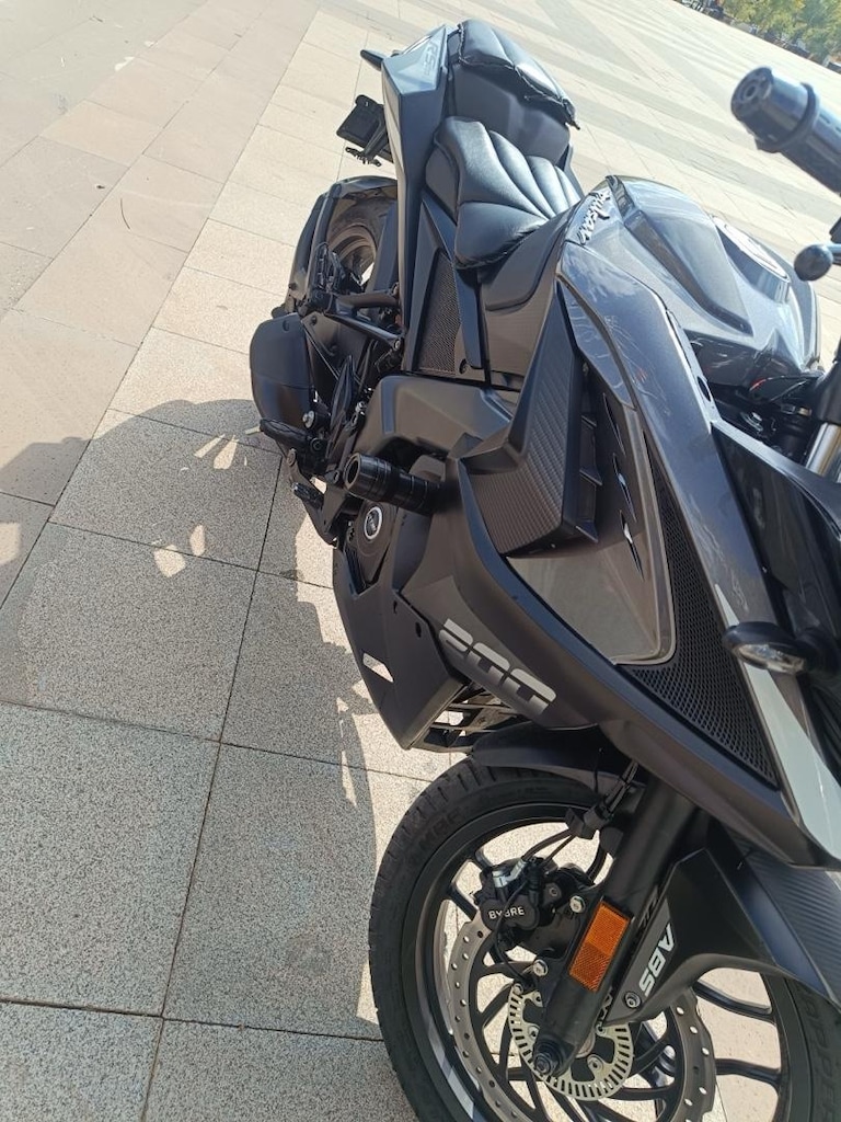 RS200 - 2