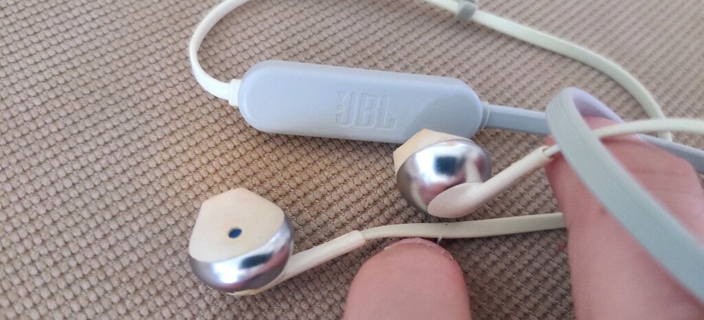 JBL T205BT Bluetooth Kablosuz Kulak İçi Kulaklık. - 2