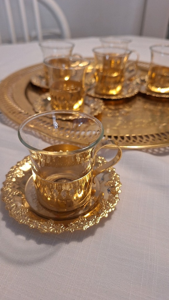 Altın kaplama çay seti