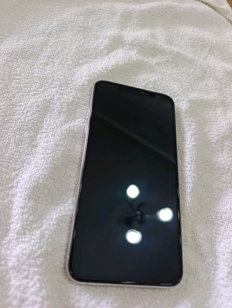 iPhone 11 pro Max 64 GB tr - 4