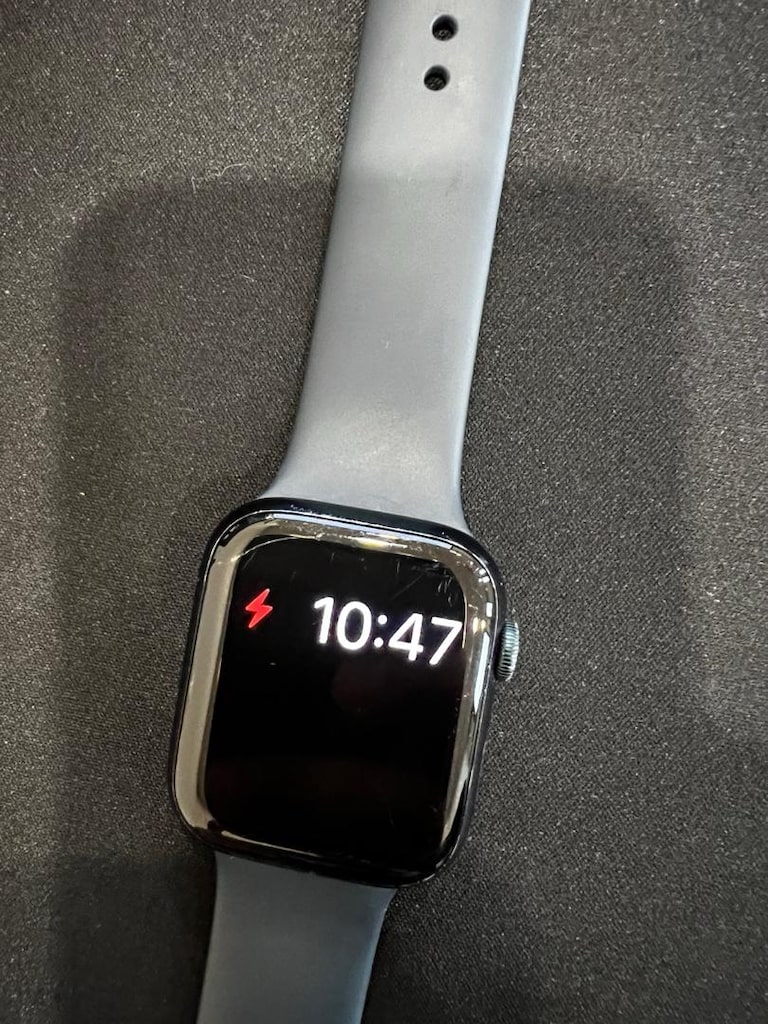 Apple Watch 8 - 4