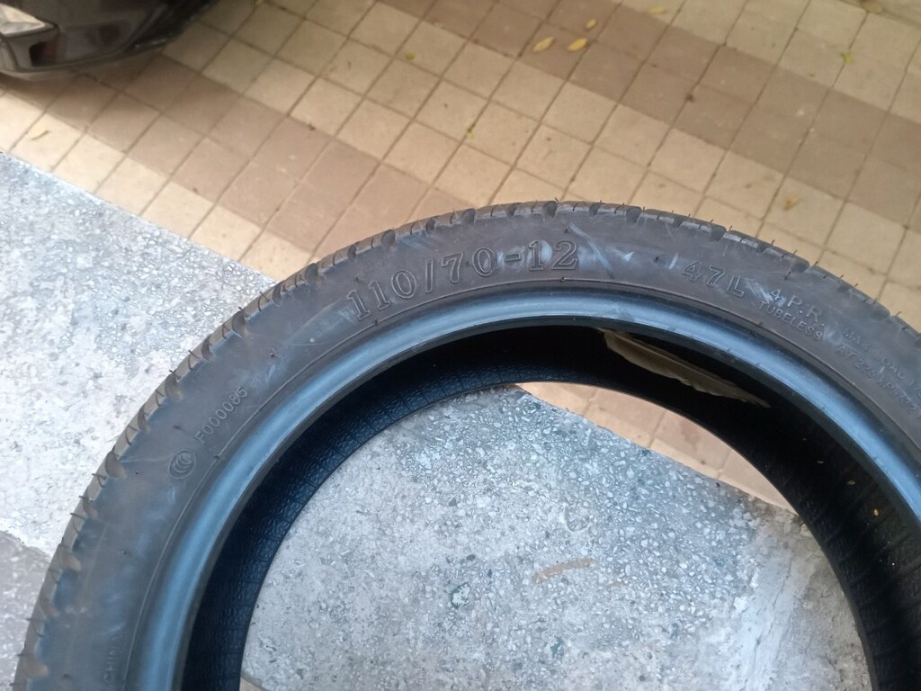 110 x 70 x 12 Motorsiklet lastiği - 2
