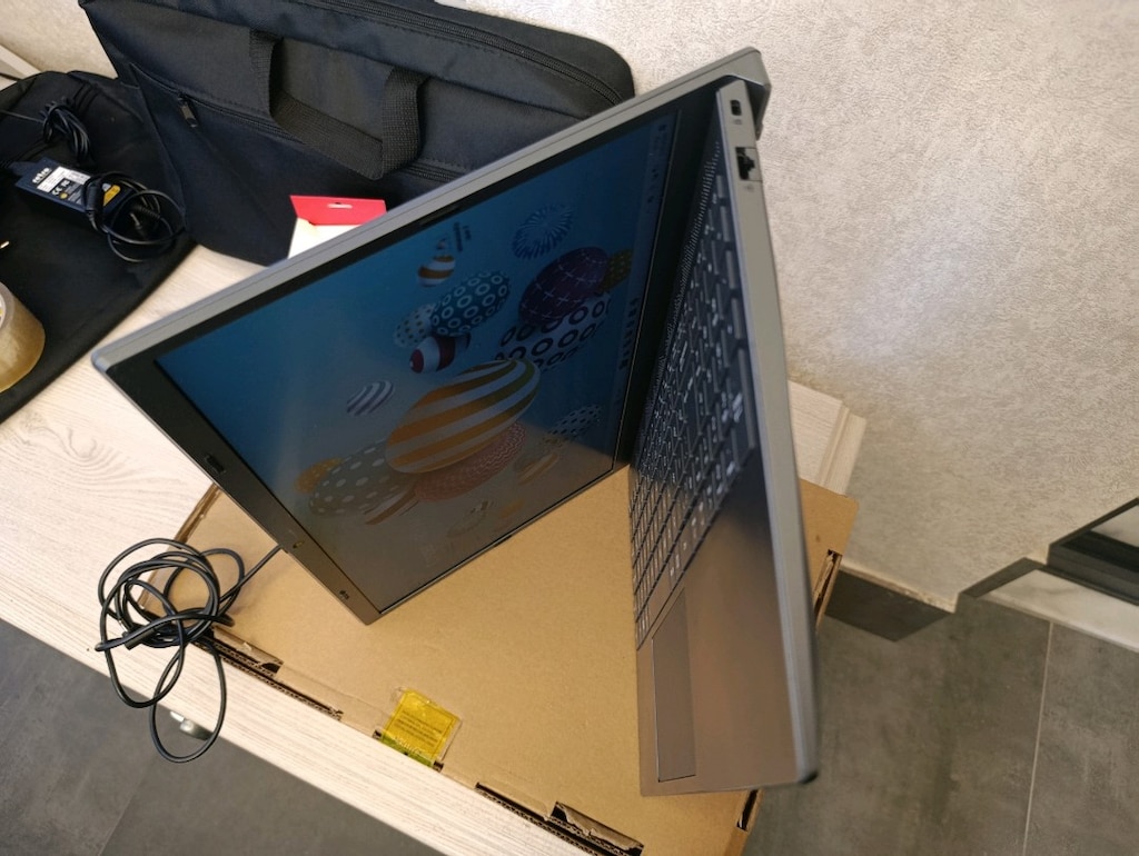 Temiz Casper Nirvana C650 - i7 1255U / 16 GB RAM / 500 GB SSD / FHD - 3