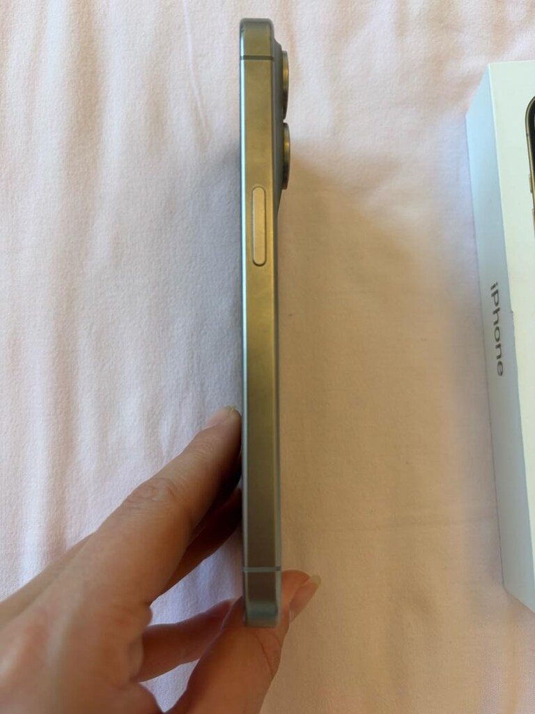 İPHONE 15 PRO 512 GB - 6