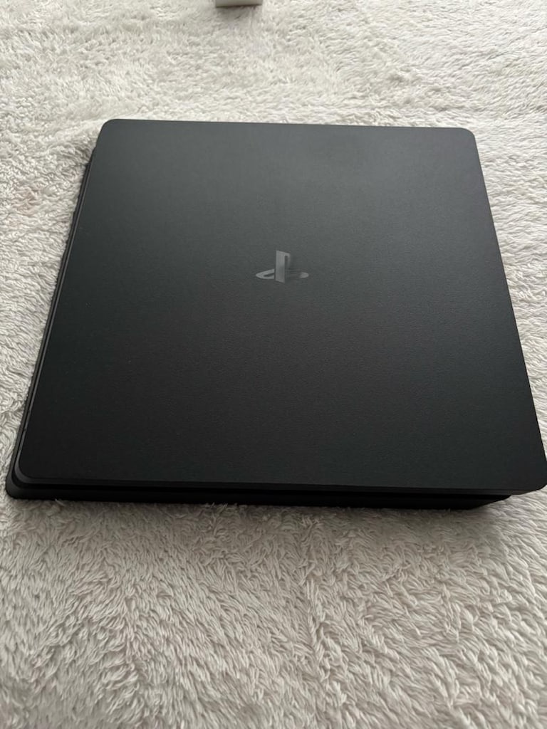 Sony PlayStation 4 Slim + 1 Kol + 4 Oyun | Temiz Kullanım - 4