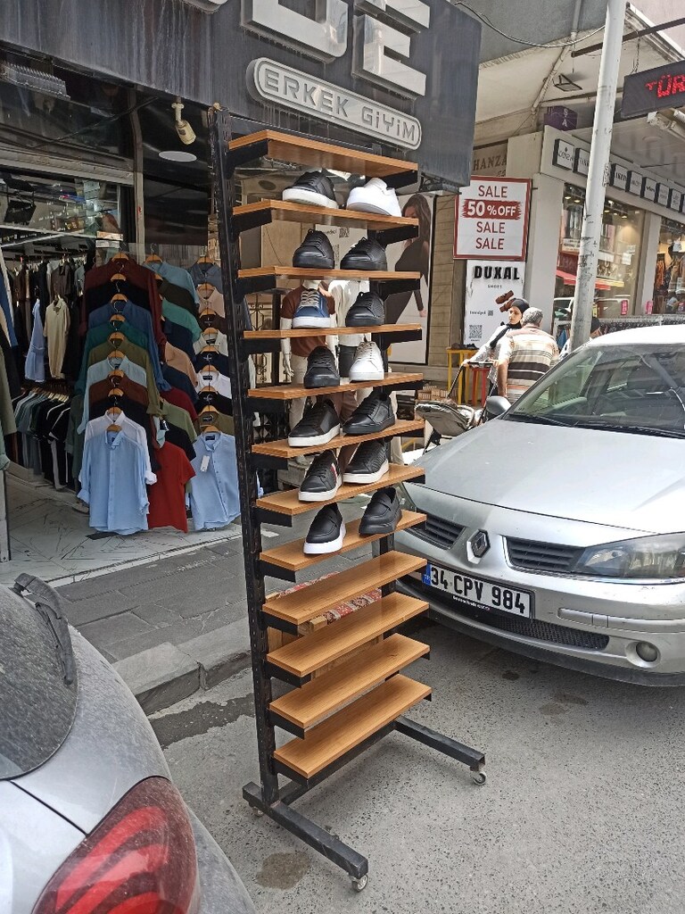 ayakkabı stand