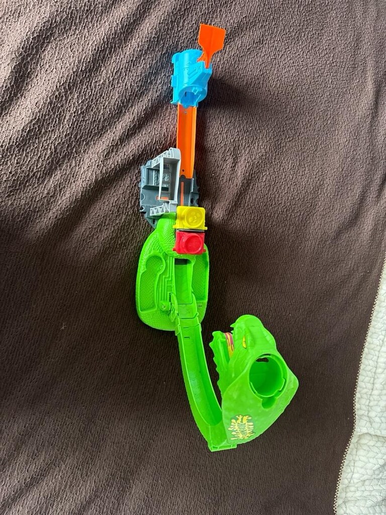 Hot Wheels Zehirli Yılanla Çarpışma Oyun Seti - 4
