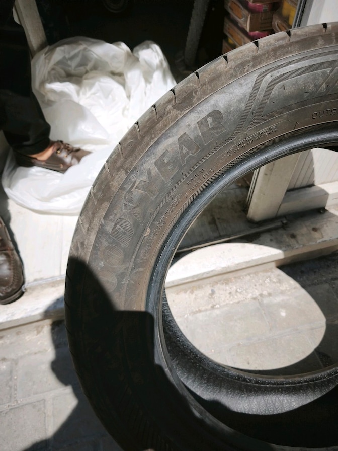 Goodyear suv lastiği sıfır gibi 215 60 17 - 2