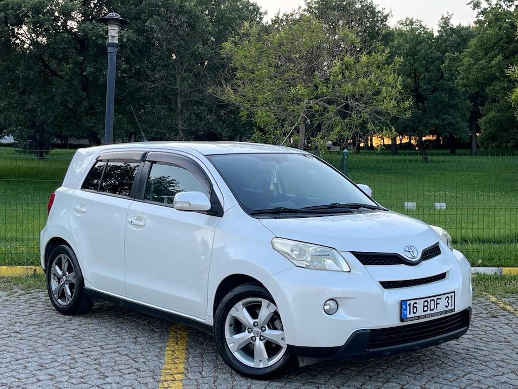 Adam gibi araba! Toyota! - 2