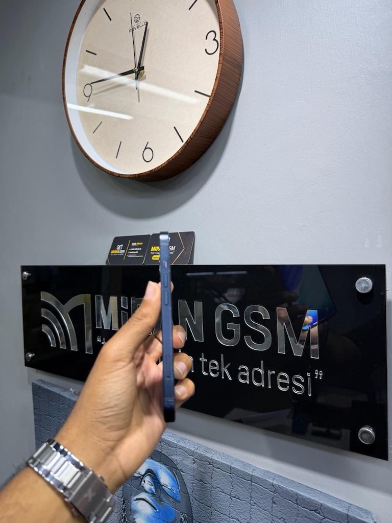 İphone 13 1 sene açık - 3