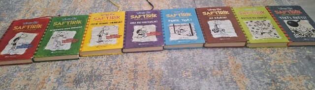8 Adet *ORİJİNAL* Saftirik Kitabı