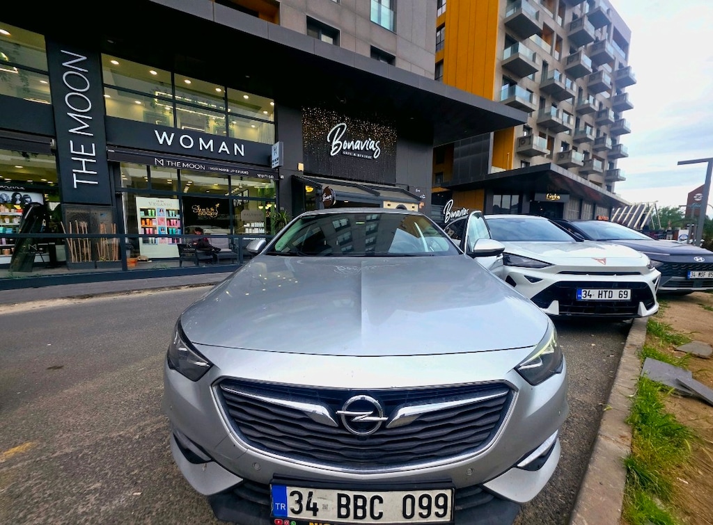 OPEL INSIGNİA YENİ KASA 1.6 TRB DZL 1.6 FULL DERİ KOMBİNELİ D SEGMENT - 11