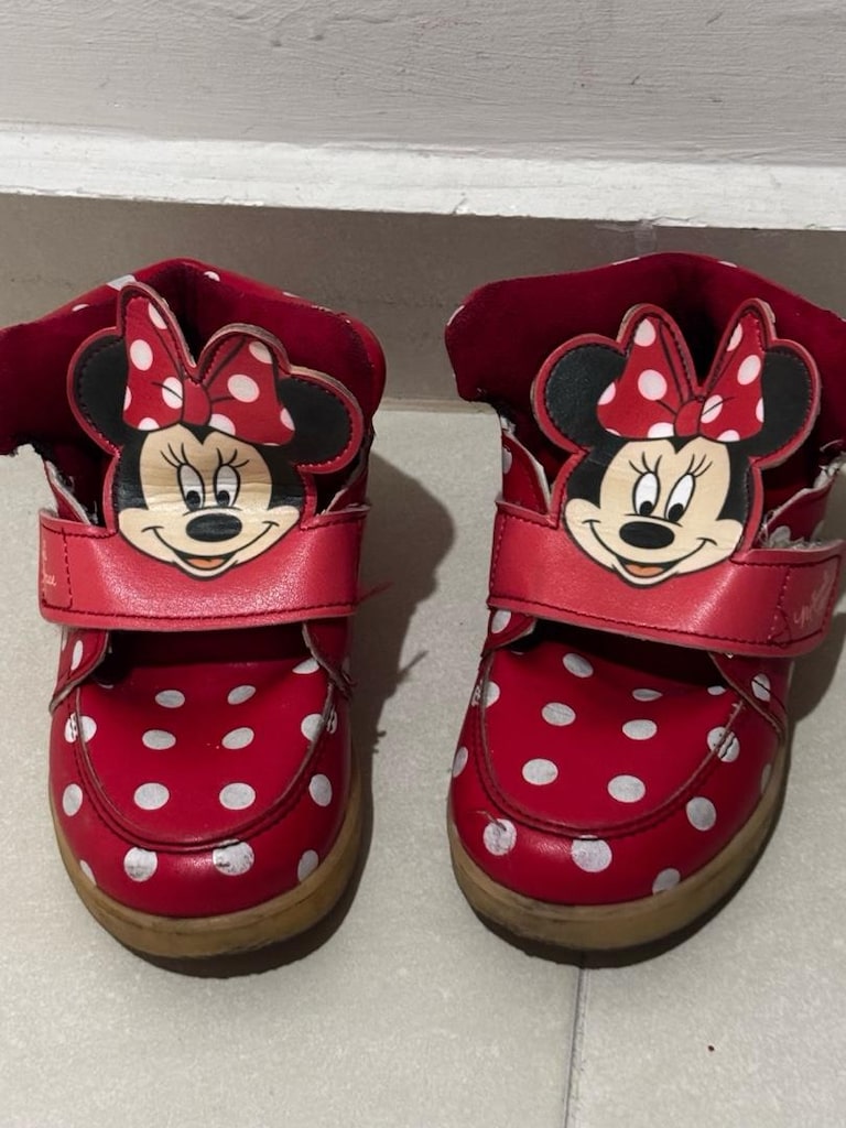 Minnie Mouse Kırmızı Puantiyeli Çocuk Ayakkabısı - 3
