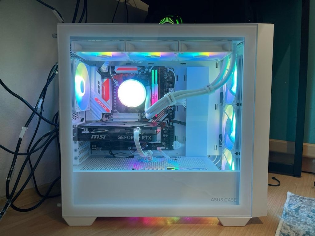 Full + Full FPS Sistemi 7800 X3D, 32 GB 6400 MHZ CL32, RTX 4060 - 3