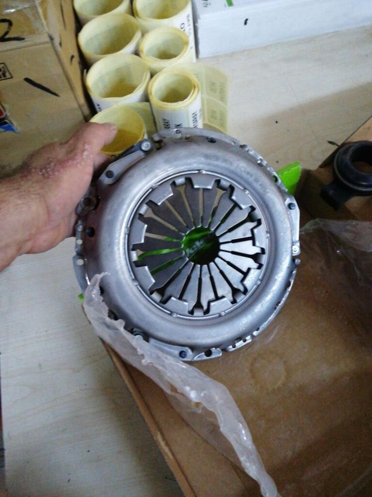 Ford escort. debriyaj seti. Orj Valeo. 1991-1995 1.6 motor - 2