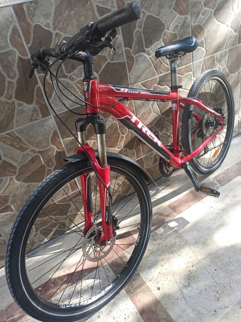 TREK 4500 serisi " made ın USA " 26 jant kadro boyu 16 inç 41 cm 27vts - 20
