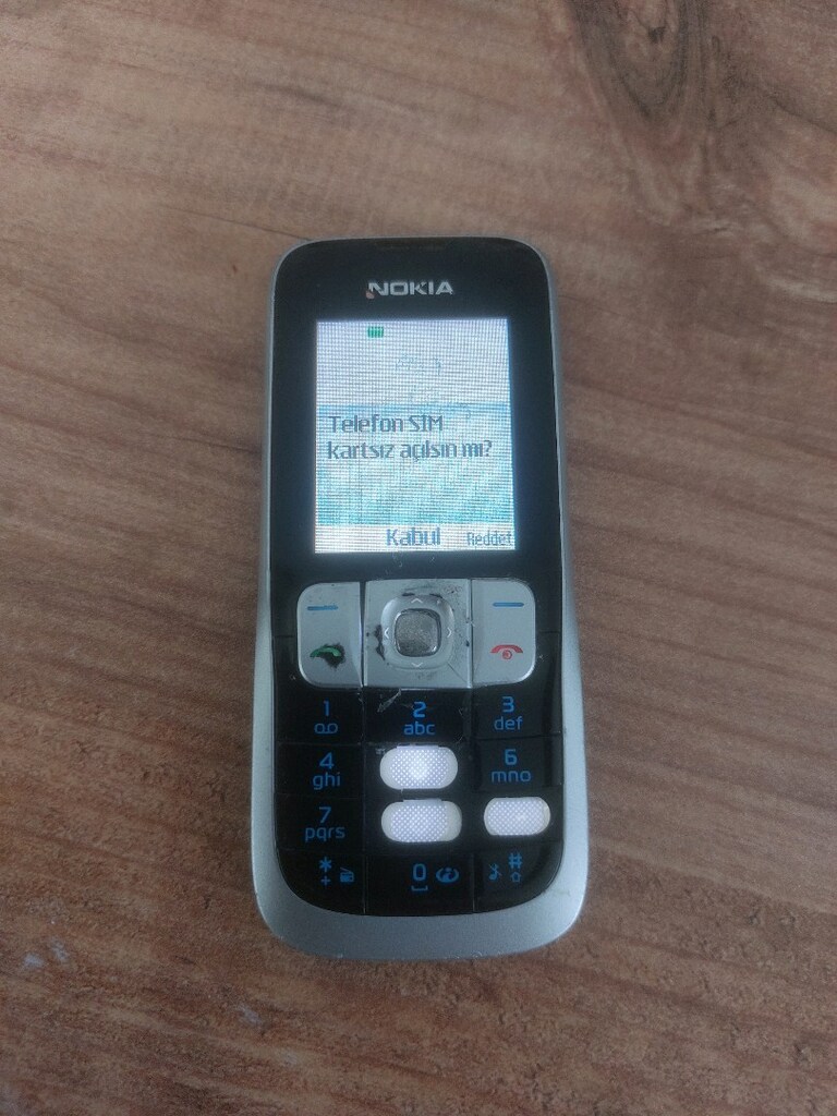 Nokia 2630 tuşlu cep telefonu. pili sıfır orjinal değiştim. - 3