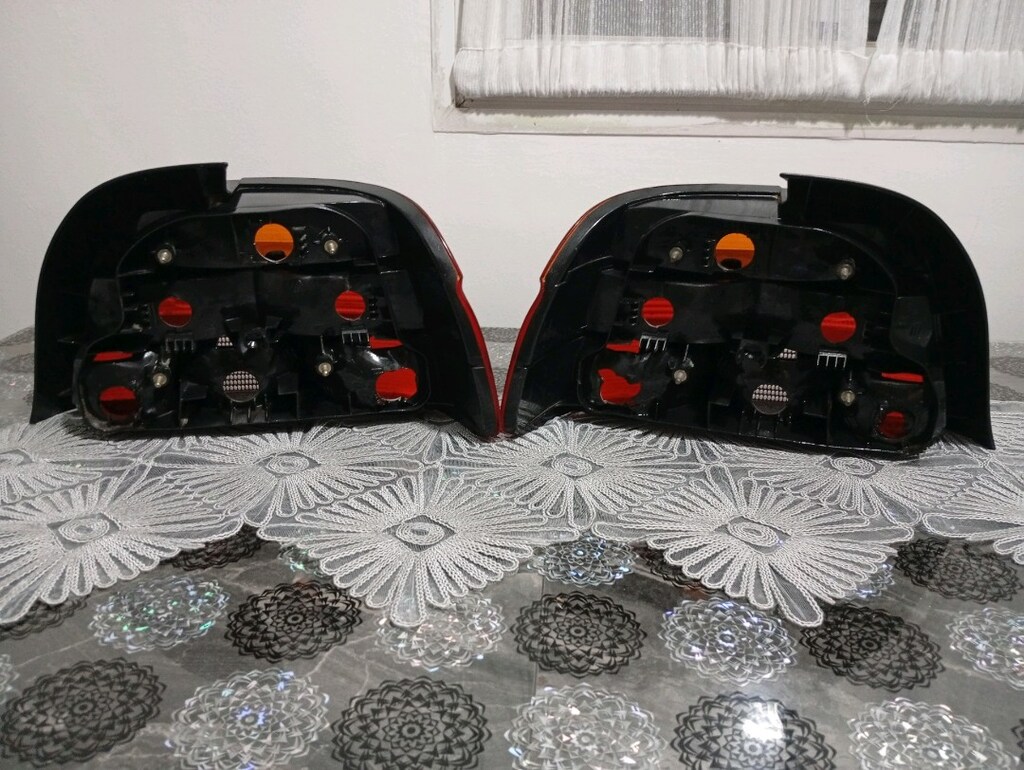 Bmw E39 Orjinal Hella arka stop camları - 2