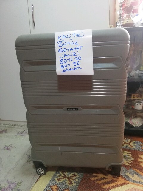 Kaliteli. Büyük. Seyahat. Valizi boy 70.eni35