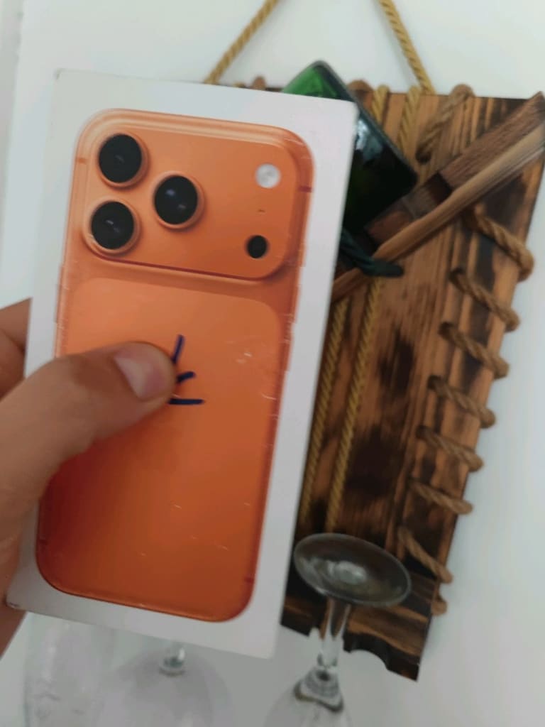 SIFIR KAPALI KUTU İPHONE 17 PRO 256 GB BİR FİZİKİ SİM BİR E SİM Bİ - 4