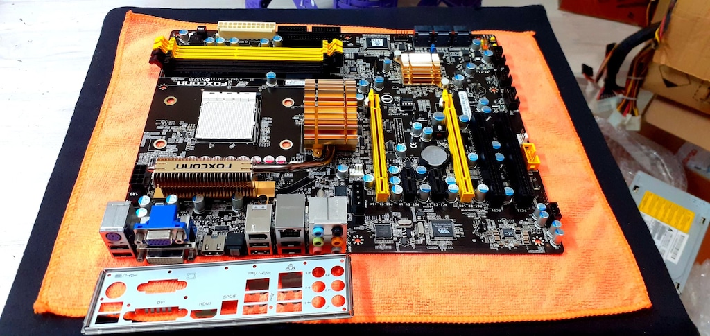 Socket AM3 FOXCONN A7DA-S 3.0 NVMe M.2 SSD BIOS DESTEKLİ ANAKART - 2