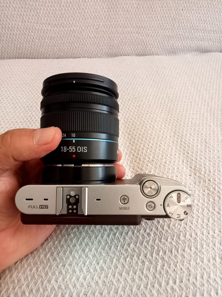 Samsung NX3000 Fotoğraf Makinesi - 6