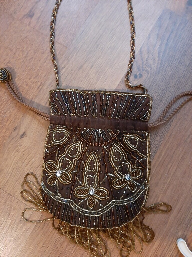 El Yapımı Vintage Boncuklu Çanta.
