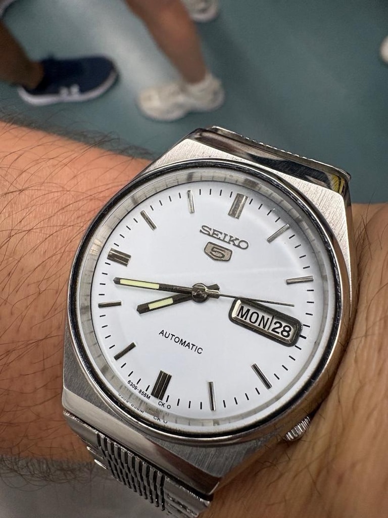Seiko 5 Otomatik Saat 38mm Beyaz Kadranlı Temiz - 9