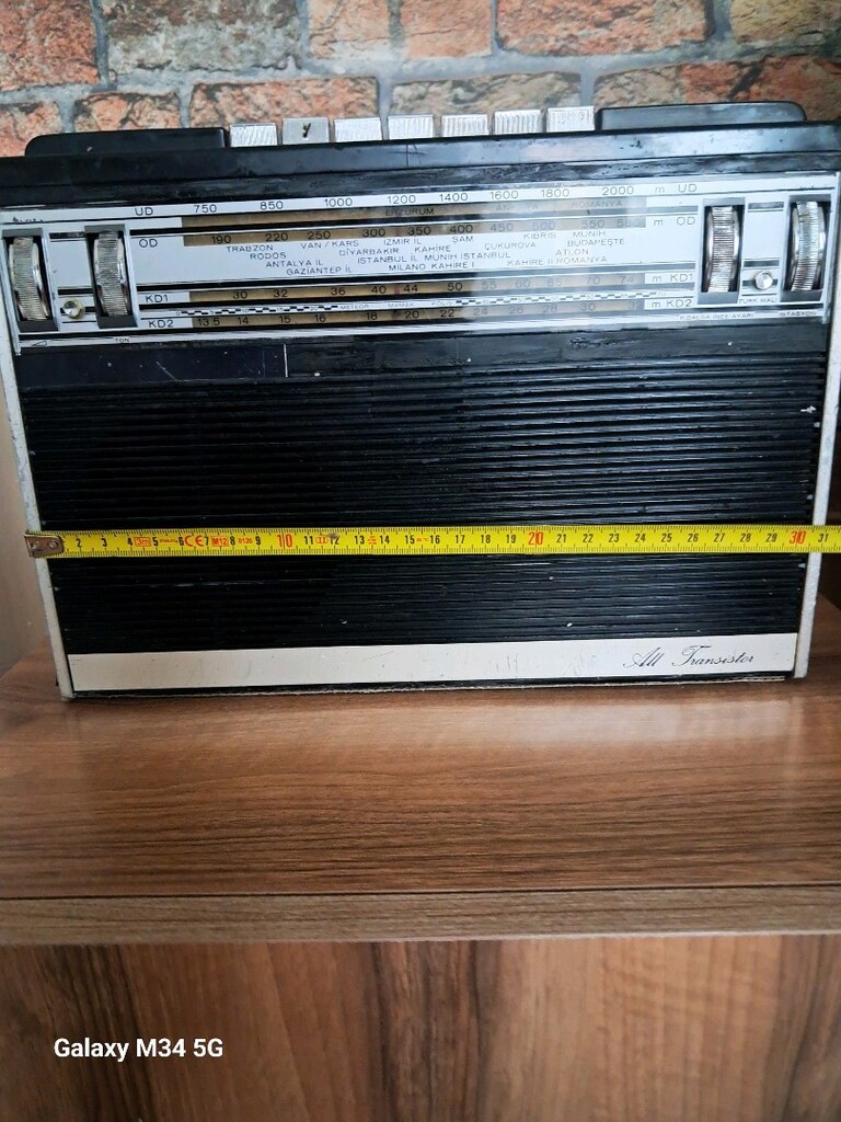 70 li yıllardan kalma antika radyo - 11