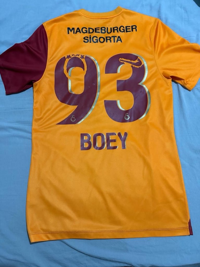 Galatasaray 21/22 sezonu forması Sacha boey Orjinal forma - 3