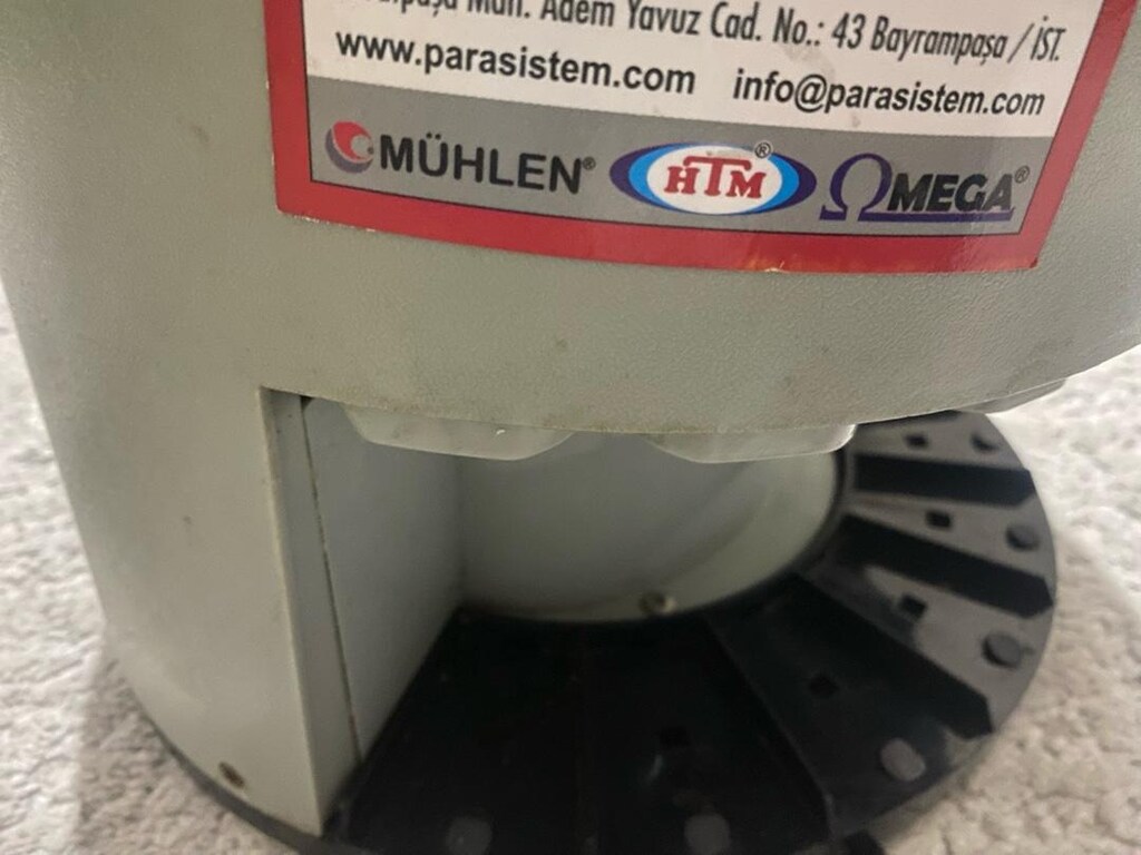 Beyaz ve gri renkteki Mühlen para sayma makinesi - 2