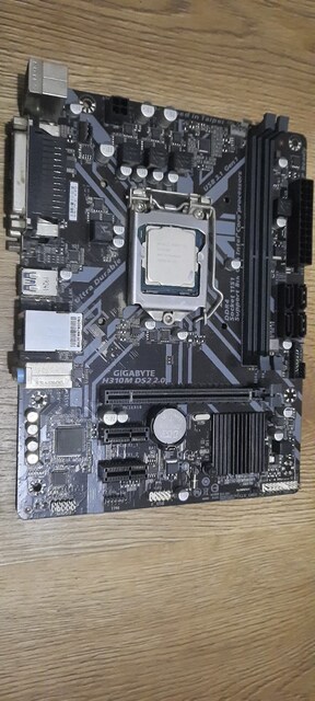 GİGABYTE H310M + İNTEL CORE İ3-9100F 3.60 GHZ İŞLEMCİ