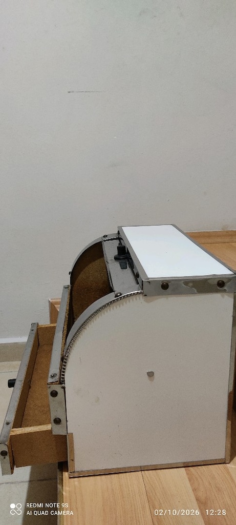 EKMEK DOLABI - 3