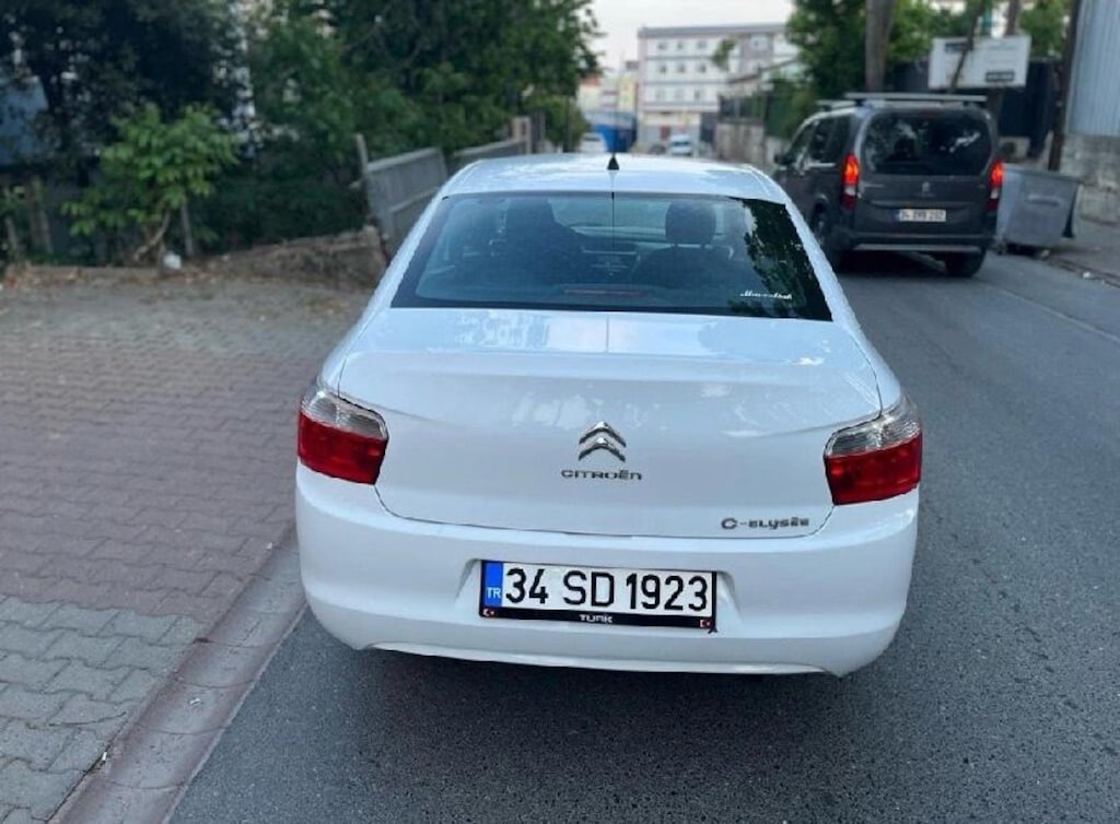 Citroen C-ELYSEE 1.6 HDI DEĞİŞENSİZ TEMİZ AİLE ARACI - 4