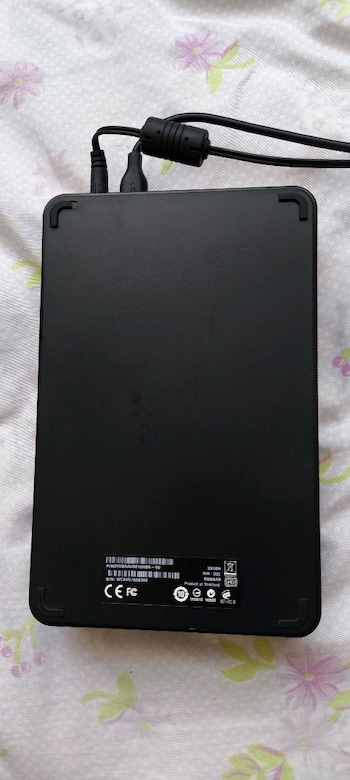 Western Digital 1 TB Harici Disk - Adaptörlü - 4