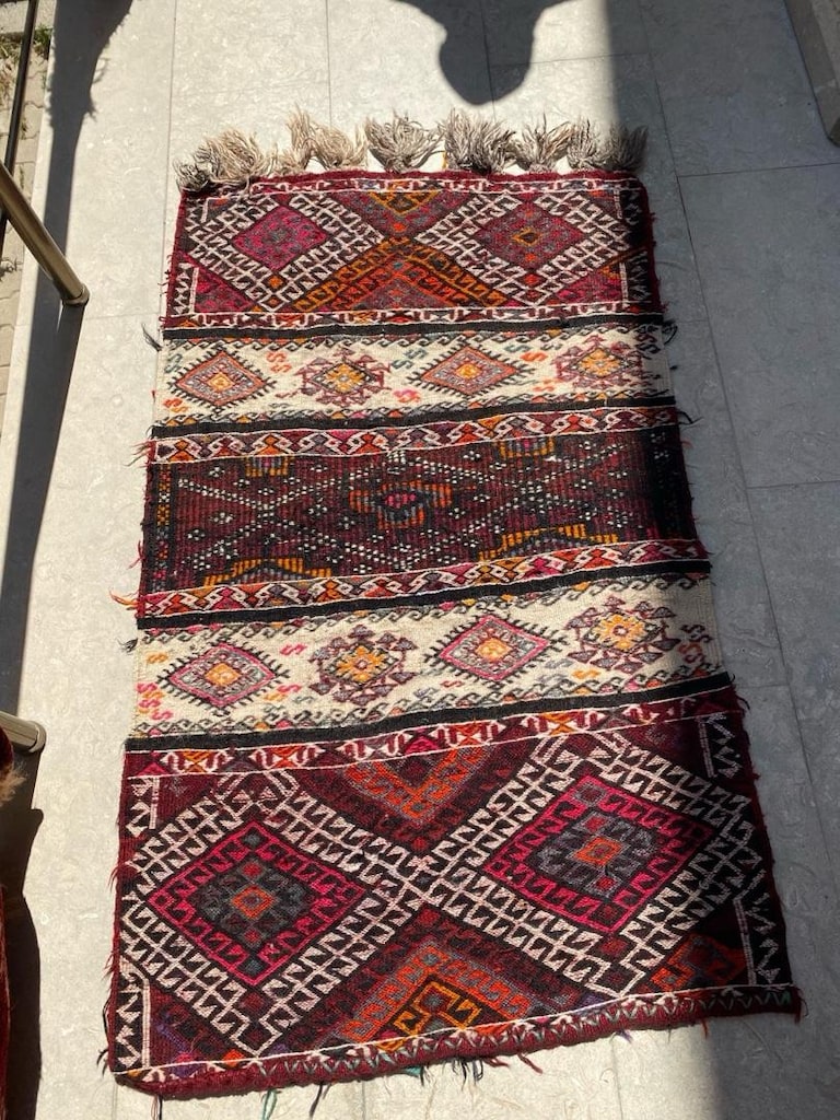Yöresel el dokuma kilim - 3