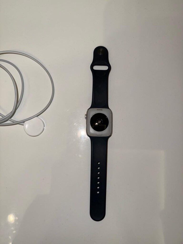 APPLE WATCH SE 2. NESİL 44 MM - 2