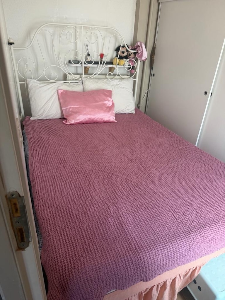 ikea bazalı karyola