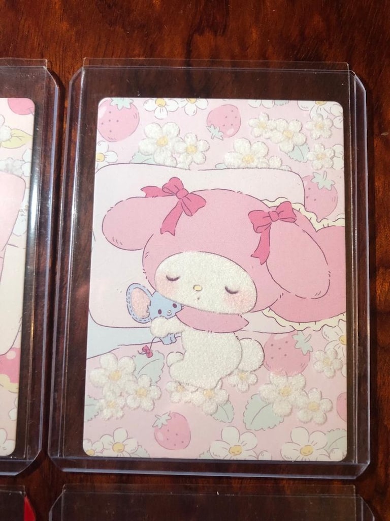 Hello Kitty Fluffy Limited Edition Lot - 7