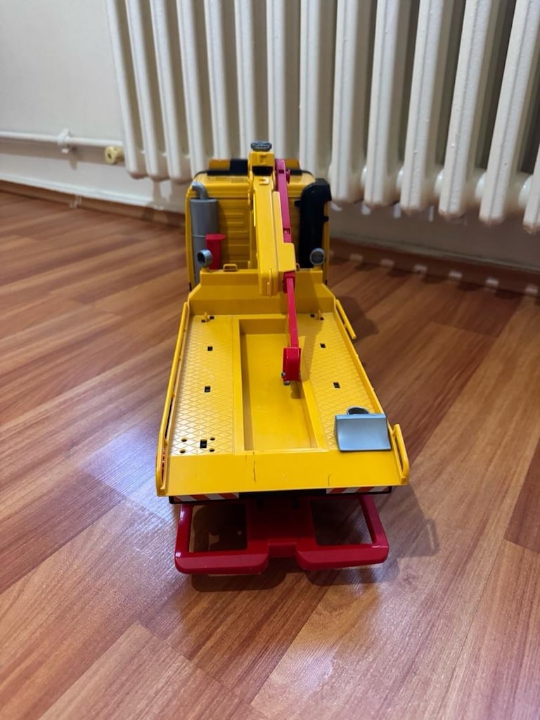 Bruder Oyuncak Çekici Büyük Boy - 4