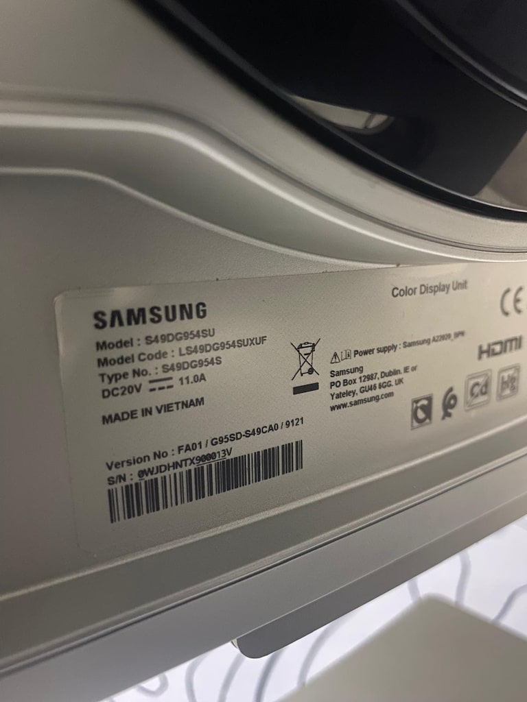 Samsung Odyssey G9 LS49CG954SUXUF 49" 0.03 ms Dual OLED 240 Hz - 3