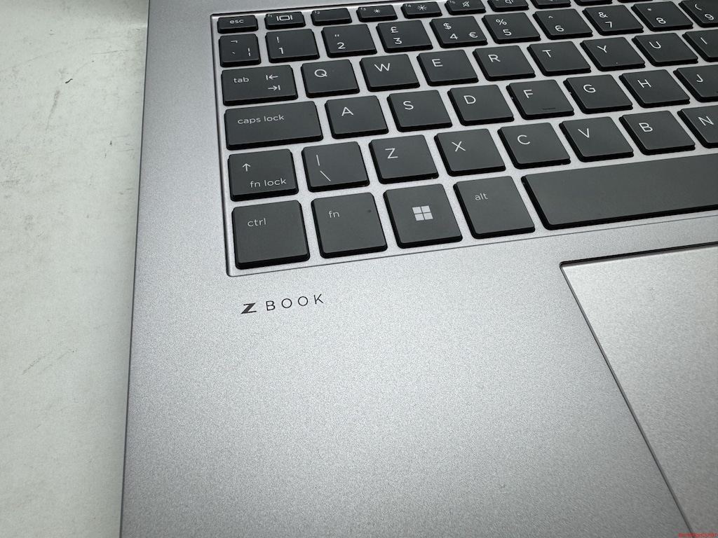 HP ZBOOK ULTRA 7 İŞLEMCİ 32 GB RAM 1 TB M2SSD RTX A500 - 3