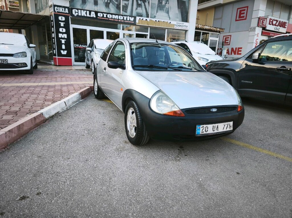 6 SENELİK SAHİBİNDEN SAFKAN BENZİNLİ FORD 1.3 KA - 6