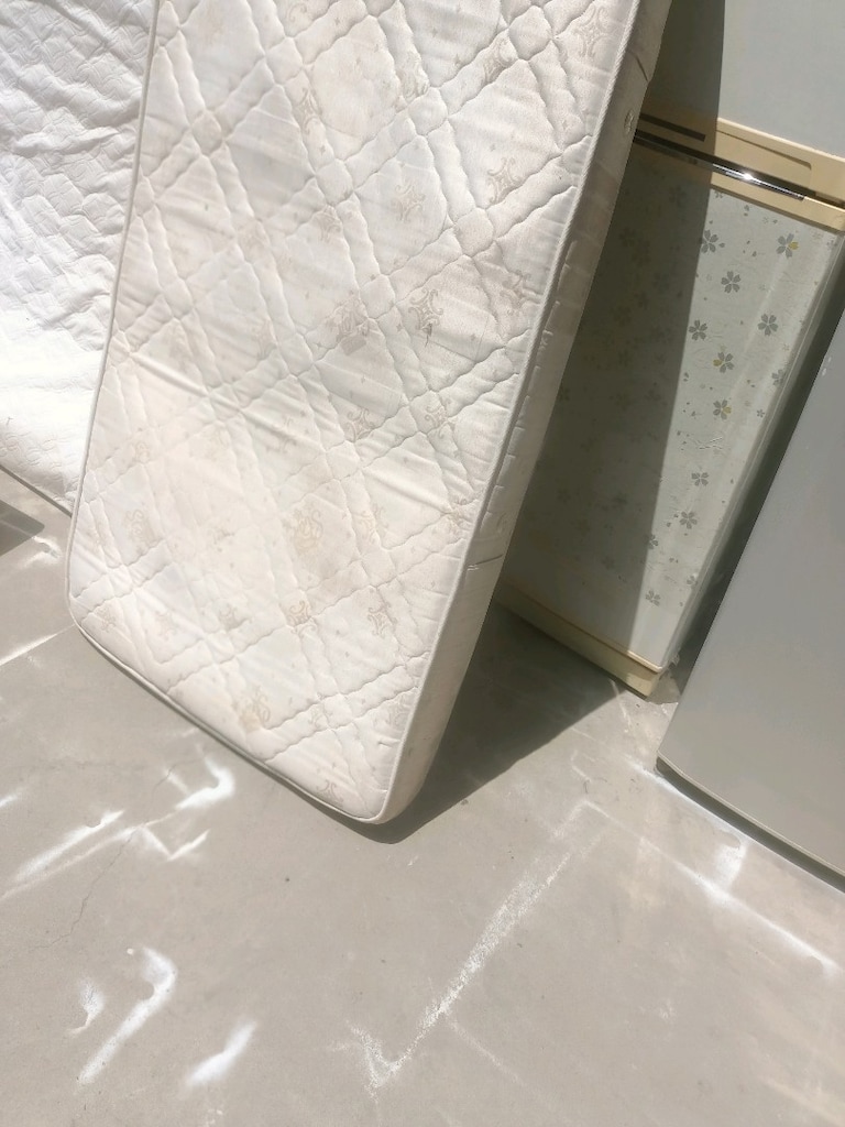 90*190 ebatında tek kişilik Baza, yatak, Başlık - 4