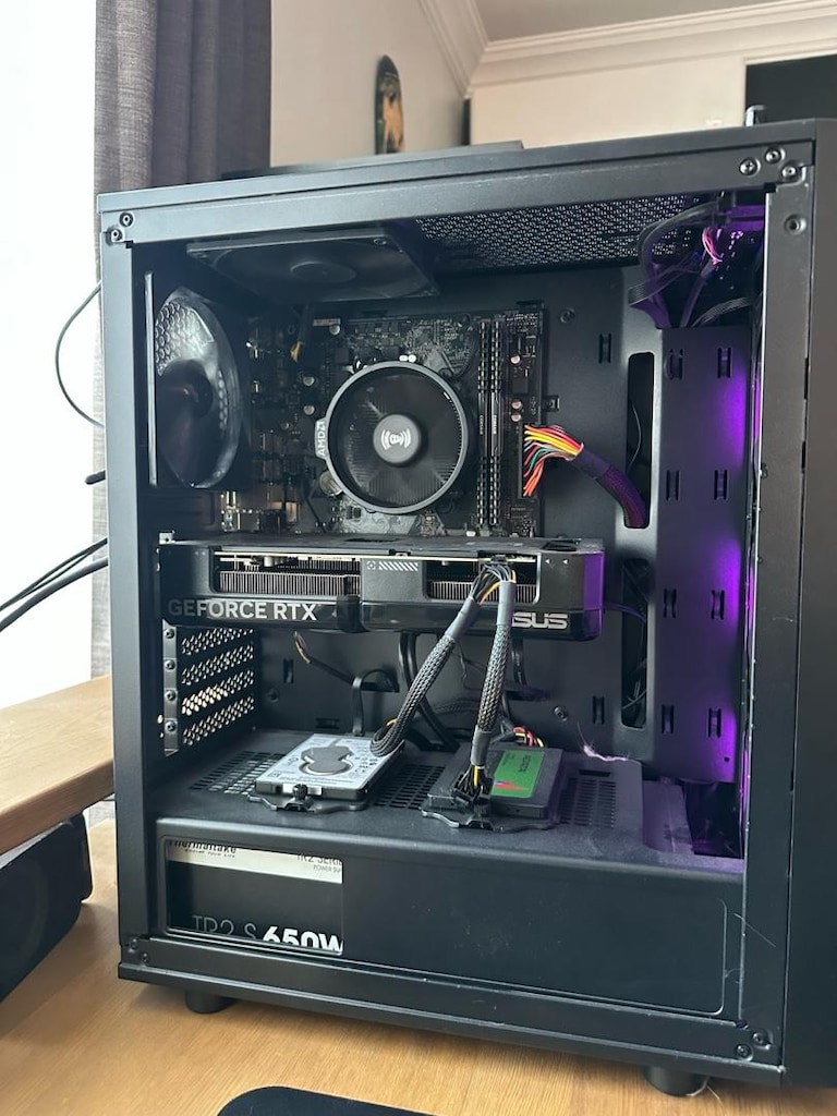 RYZEN 5 3500x-ASUS B450M-K Corsair ddr4 16gb ram ADATA 480 sata ssd - 4