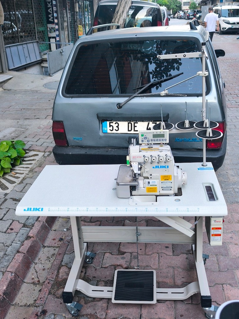 JUKİ OTOMATİK 4 İPLİK ÇOK TEMİZ - 2