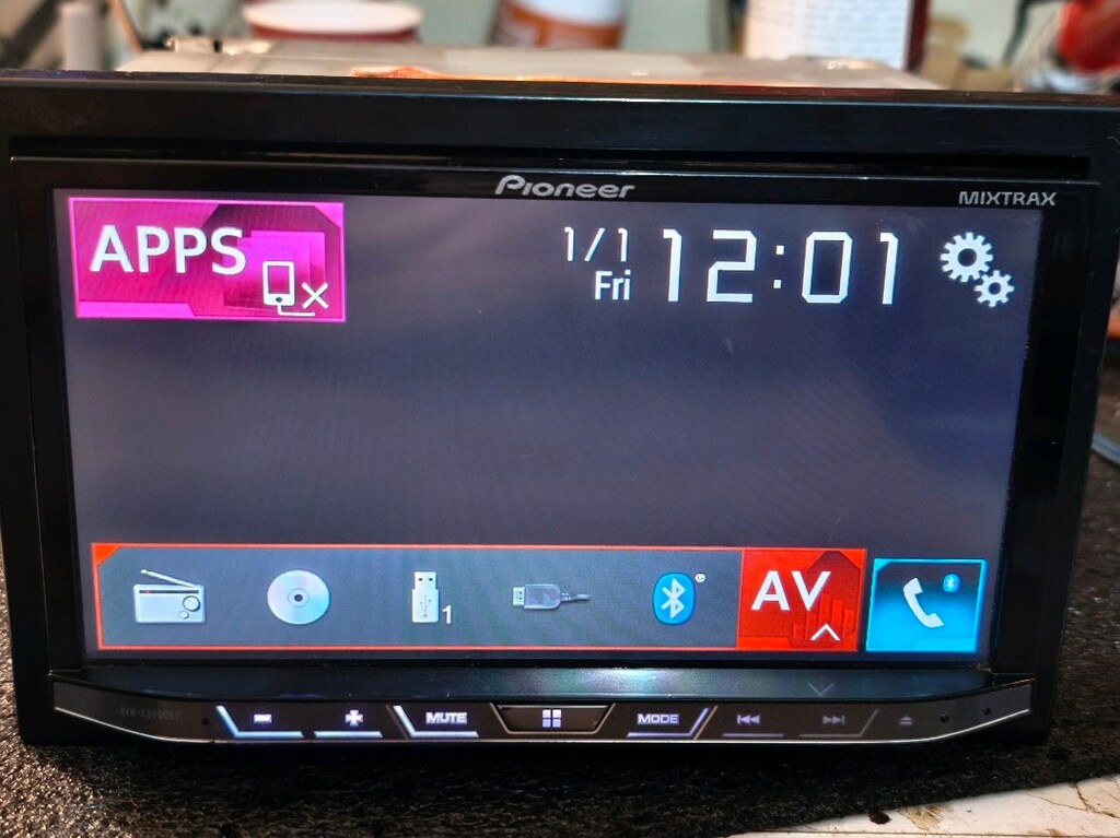 Pioneer avh8850 bt - 11